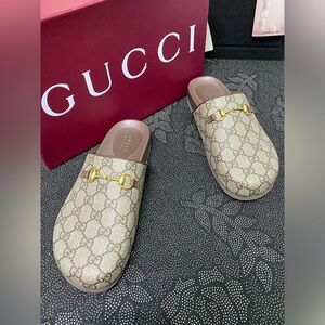 Gucci Women Sandals